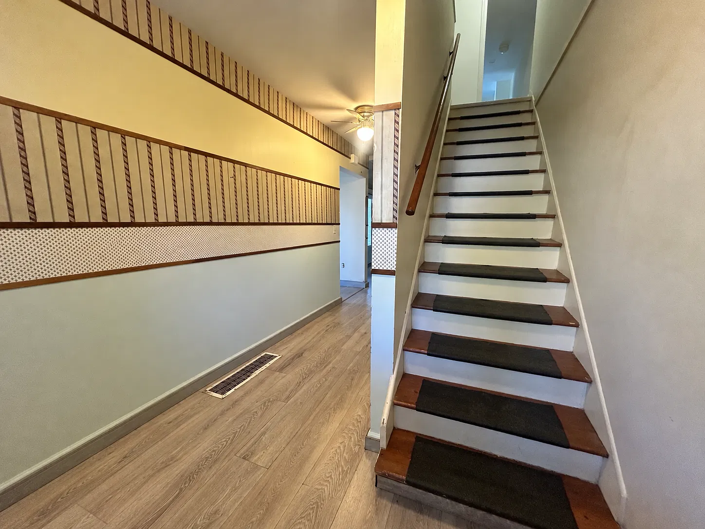 270 Onota Street - 2 — Photo 4