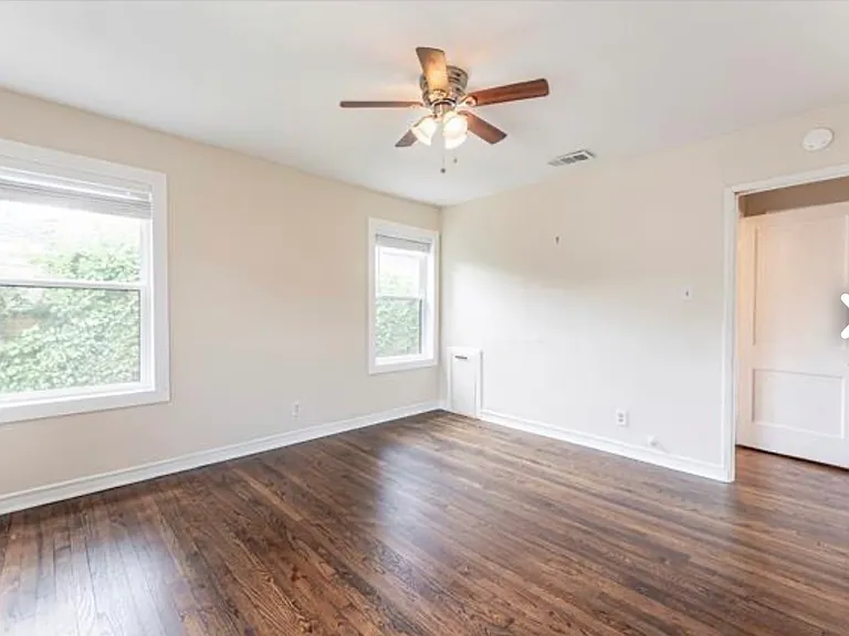 4922 W University Blvd — Photo 2
