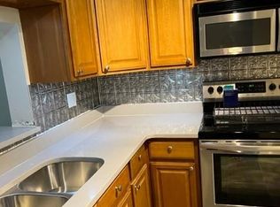 25211 Northlake Dr, Sanford, FL 32773