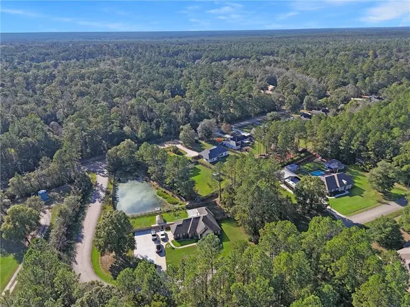 201 Stephanie Ln, Covington, LA 70435