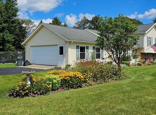 290 Meadowbrook Pkwy E, Horseheads, NY