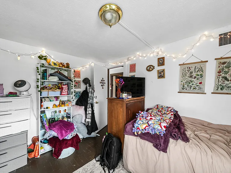 114 Linden Rd #1 — Photo 33