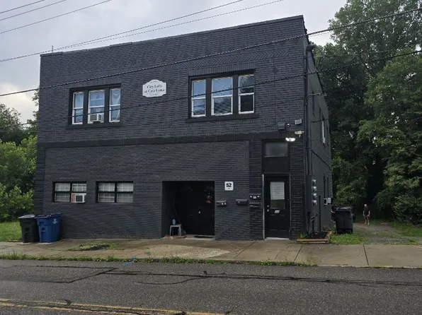 52 12th St #2, Campbell, OH 44405