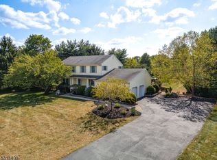 517 Belle Mead Griggstown Rd, Belle Mead, NJ 08502