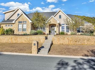 142 Stoneledge Dr, Fredericksburg, TX 78624