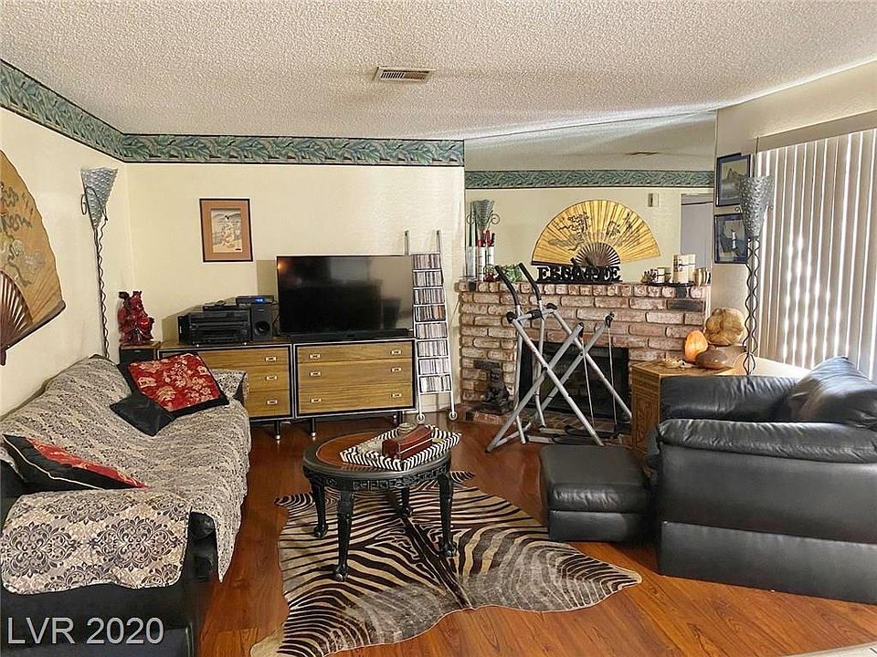 1st image of 833 Rock Springs Dr APT 101