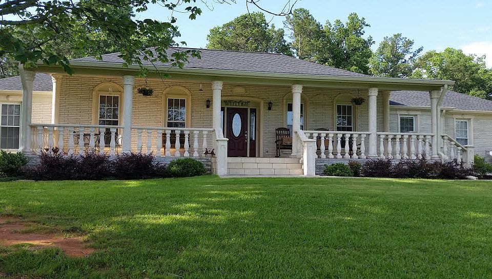 beautiful brick ranch