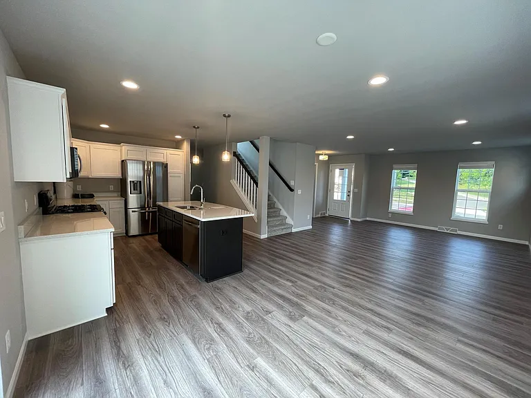 6137 Misty Bridge Rd — Photo 3