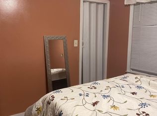 35 Rivulet St APT 1, Woonsocket, RI 02895