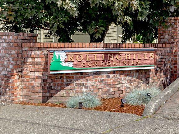 2nd image of 2020 Grant Ave S APT D102