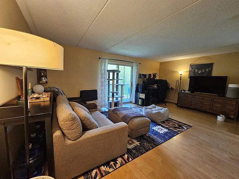 584 Fairway View Dr #2J — Photo 6