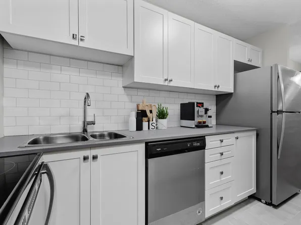 Shipyards, 33 Ontario St, Kingston, ON K7L 5E3