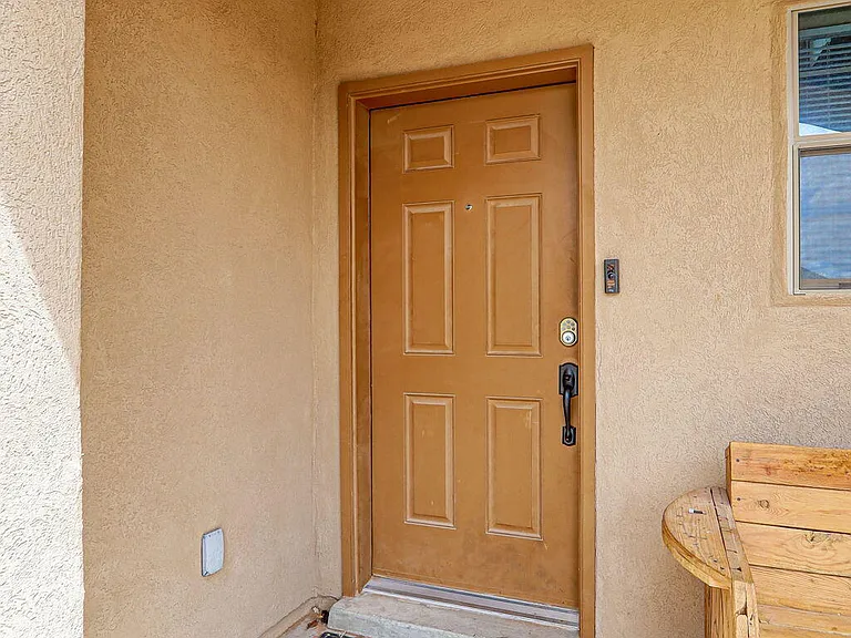 4746 Joseph Rodriguez Dr — Photo 4