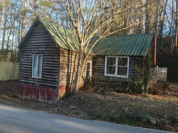 2911 Paradise Valley Rd, Cleveland, GA 30528