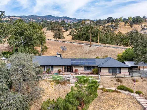 24601 Deertrail Dr, Tehachapi, CA 93561