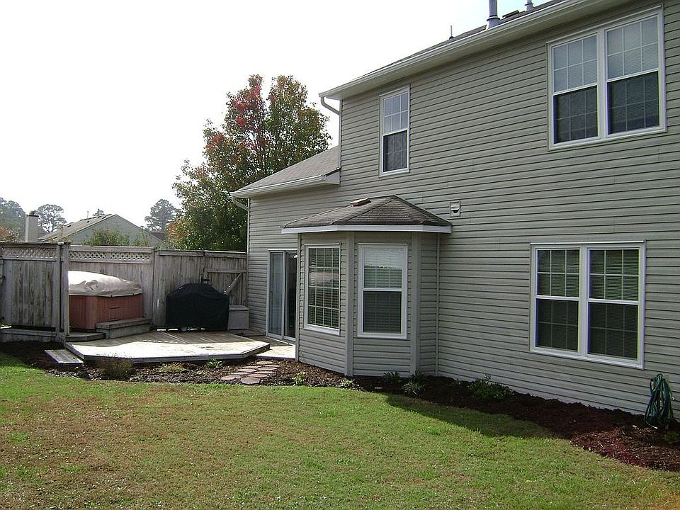 2nd image of 1737 Creekstone Ct