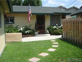 1st image of 903 W Hillcrest Blvd
