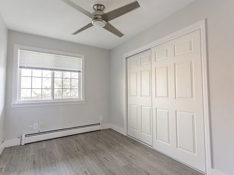 2401 Walnut St #6 — Photo 17