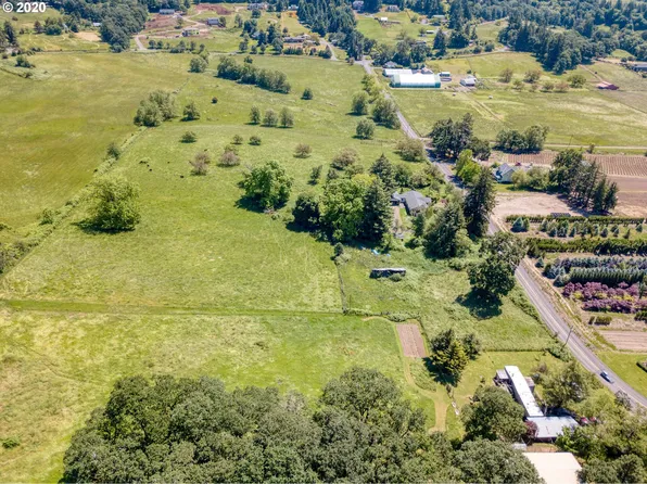 30575 NE Fernwood Rd, Newberg, OR 97132