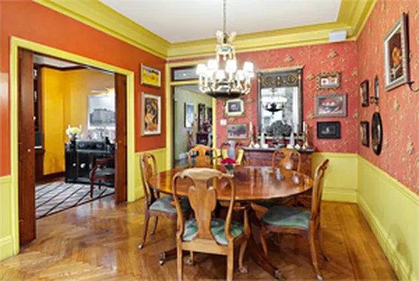 Sold by Corcoran | media 14