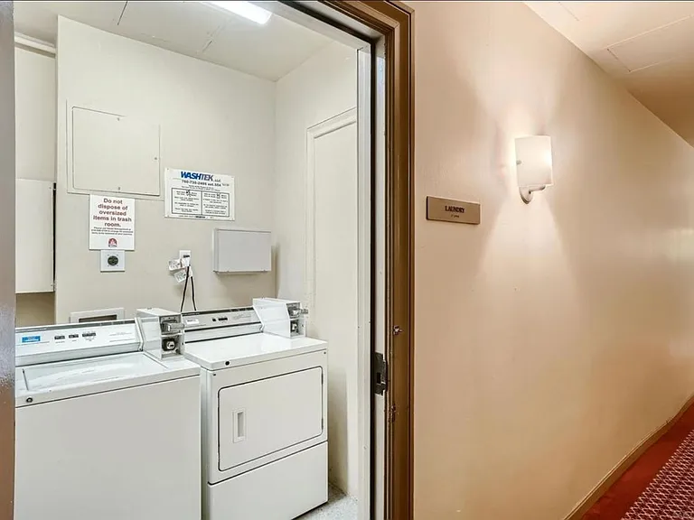 702 Ash St #203 — Photo 26