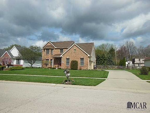 3rd image of 6425 Muirfield Dr