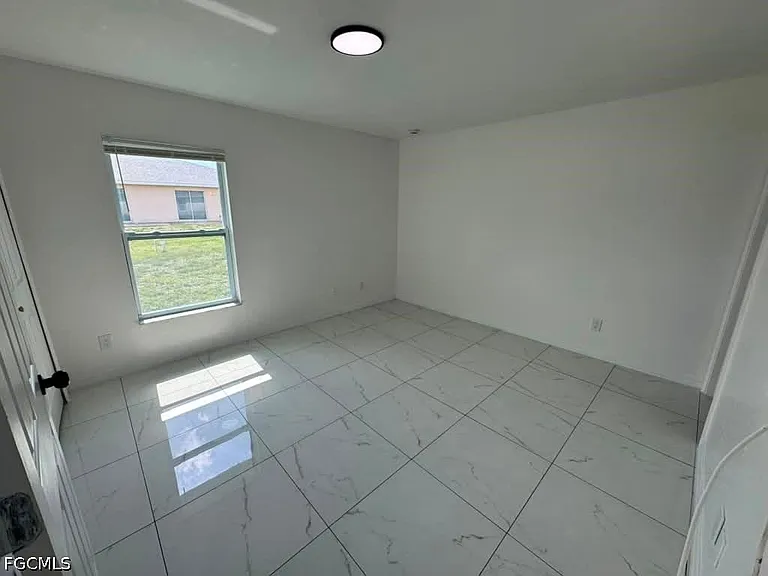 734 Ichabod Ave S — Photo 5