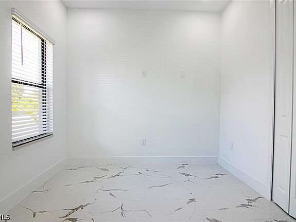 4th image of 1834 Lindsay St