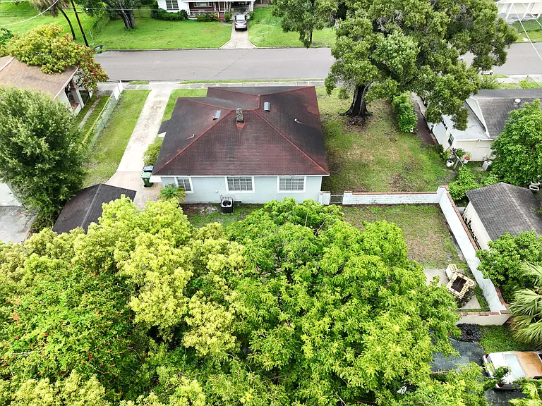 2211 Durham St — Photo 36
