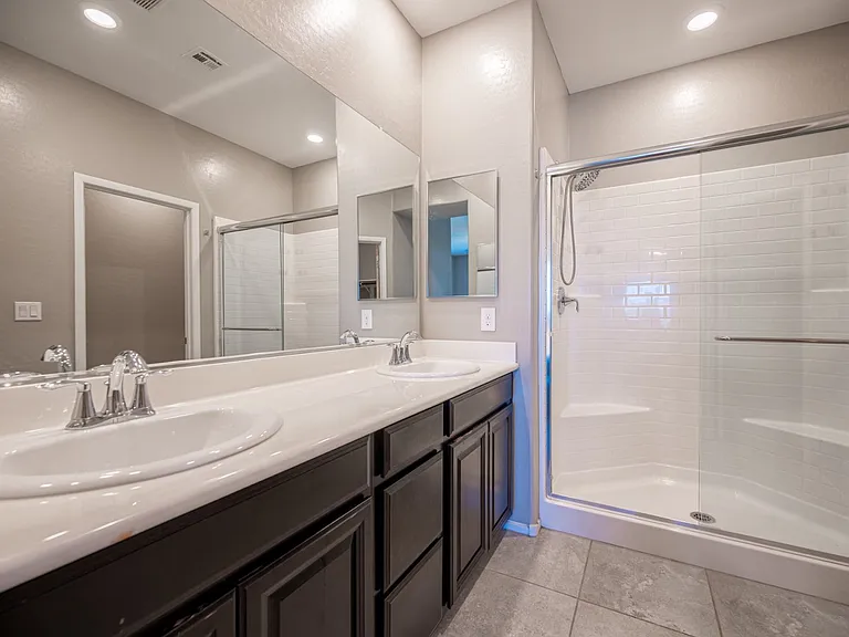 2715 Amazing Meadows Ave — Photo 25