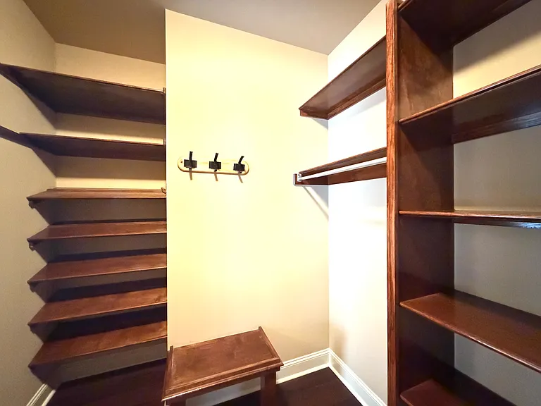 2225 Barkley Crest Ln — Photo 17