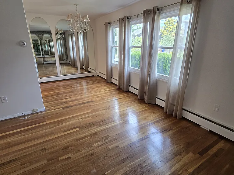 90 Harvey Ave #1 — Photo 2