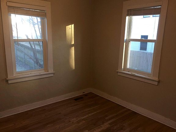 Back bedroom