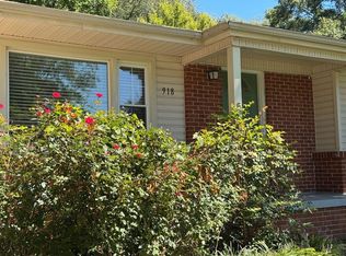 918 Woodall Ln NW, Huntsville, AL 35816