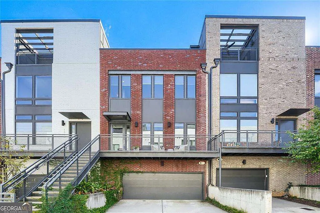 3 bed, 3.5 bath, $4,500 — Photo 1