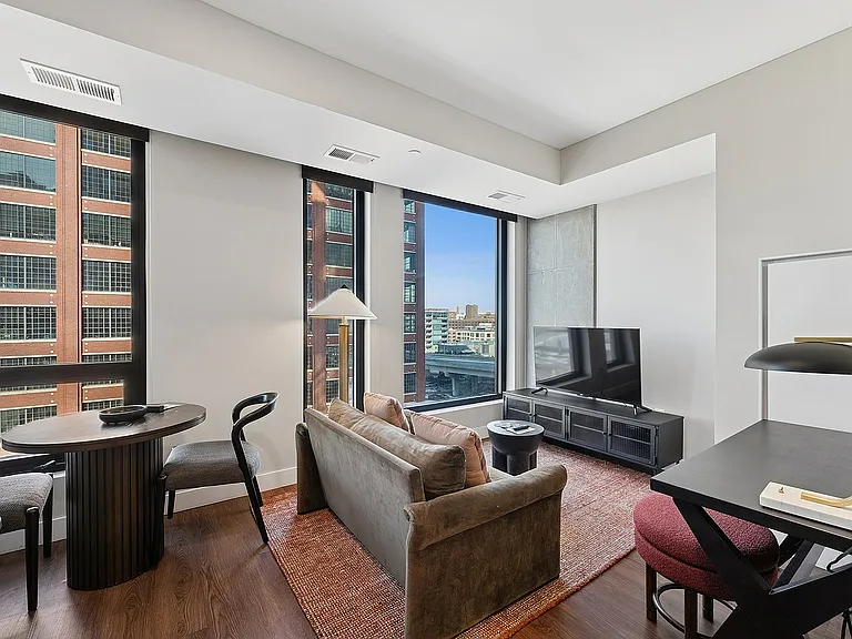 North Loop Green 360 Living Room
