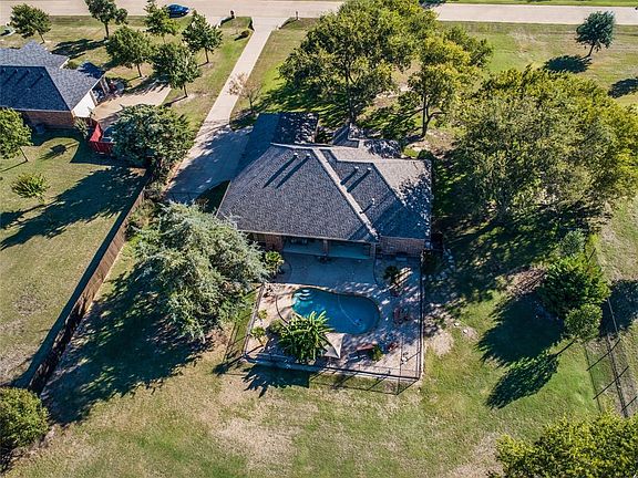3rd image of 3051 Katy Ct W