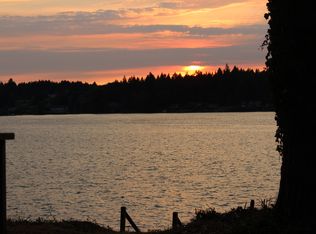 7717 Cooper Point Rd NW, Olympia, WA 98502