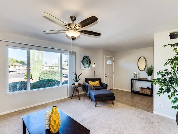 0006-Bonita Living Room