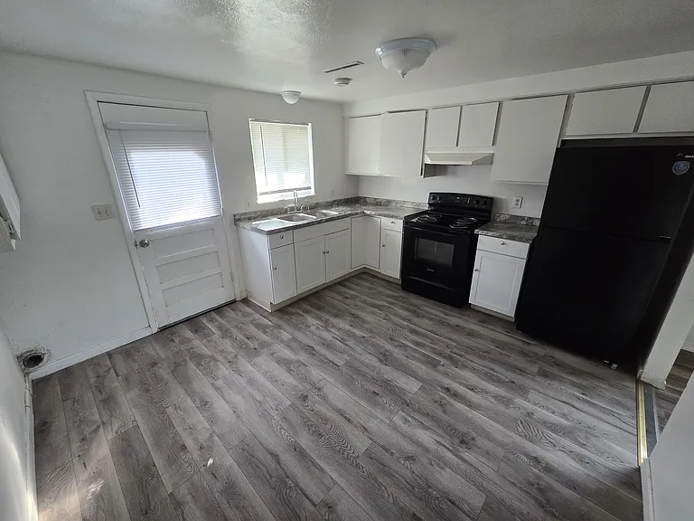1723 Duchess Dr #3 — Photo 2