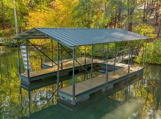 1412 Cool Ridge Dr, Seneca, SC 29672