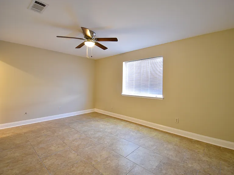 1849 Cinclair Loop — Photo 10