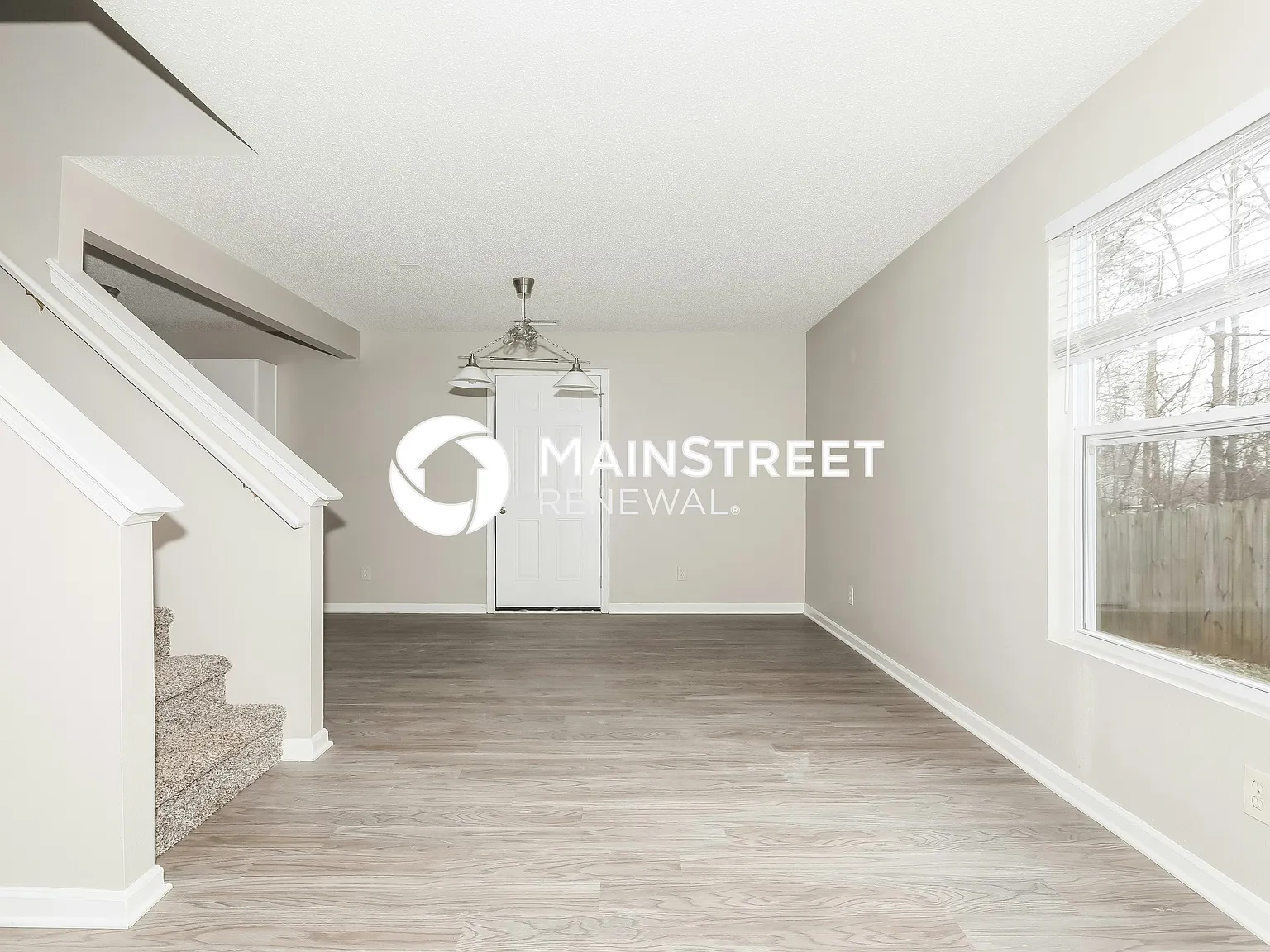 7050 Sycamore Grove Ct — Photo 3