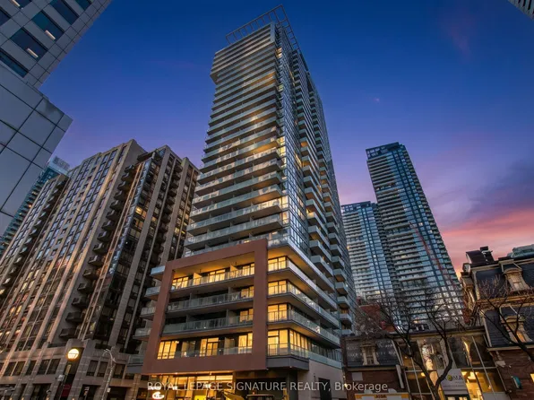 8 Mercer St, Toronto, ON