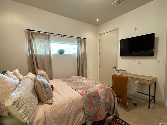 5th image of 17902 LA CANTERA PKWY #303
