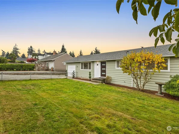 25011 S 20th Avenue, Des Moines, WA 98198