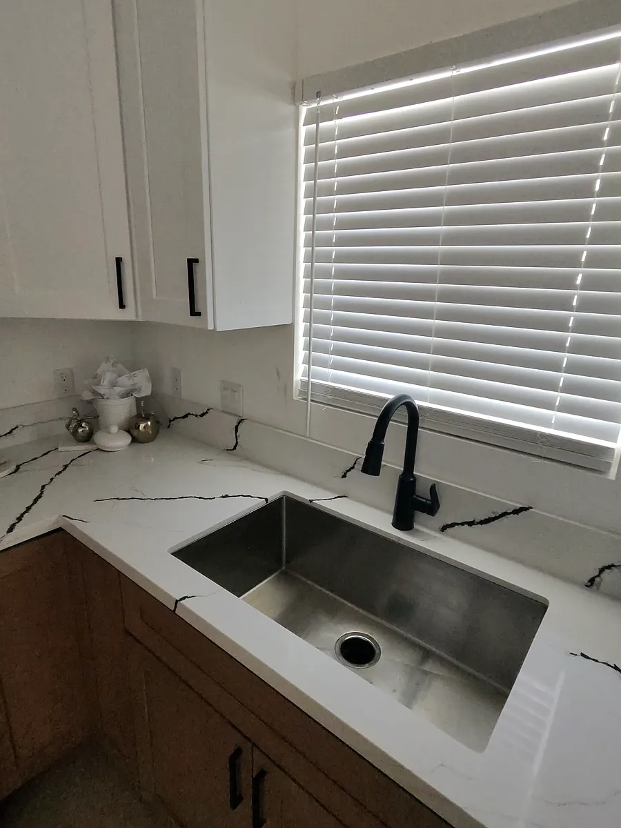 Very large kitchen brand new stove and microwave. - 11113 S Budlong Ave