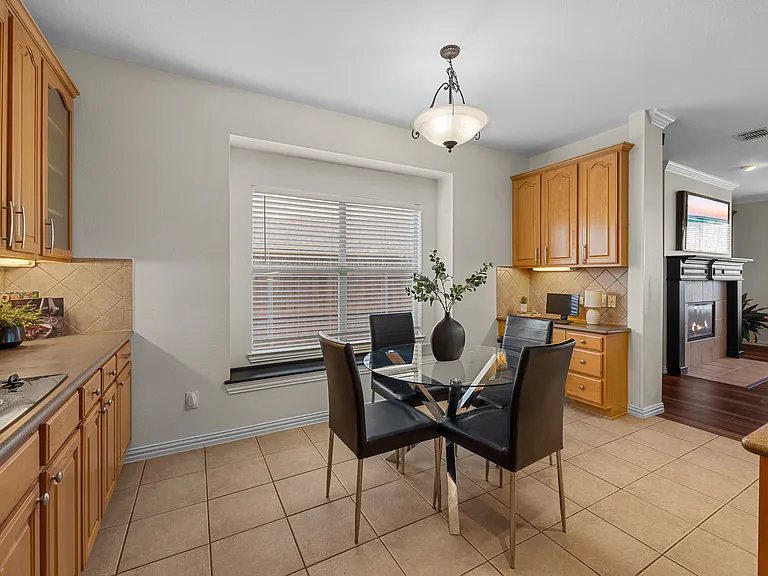 9720 Zembriski Dr — Photo 25