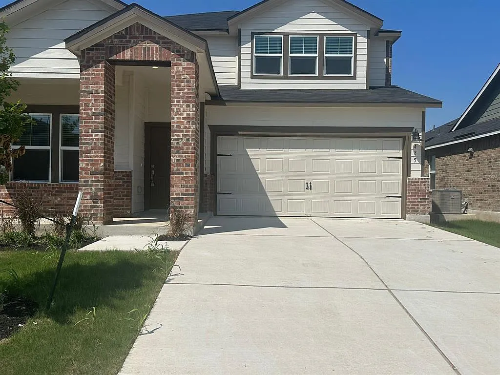 5 bed, 2606 sqft, $2,595 — Photo 1