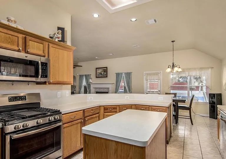 21546 Forest Colony Dr — Photo 15
